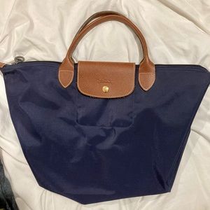 Longchamp
Blue Le Pliage Medium Top Handle Nylon Tote